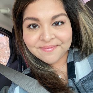 Meet your Posher, Blanca